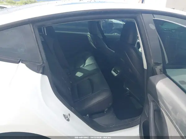 5YJ3E1EA9PF405937 2023 TESLA MODEL 3 - Image 8