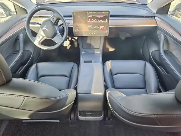 5YJ3E1EA9PF406361 2023 TESLA MODEL 3 - Image 8