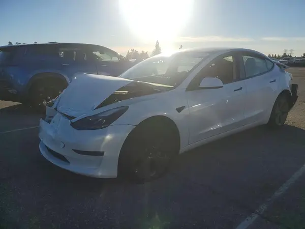 5YJ3E1EA9PF414007 2023 TESLA MODEL 3 - Image 1