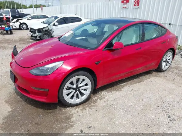 5YJ3E1EA9PF425380 2023 TESLA MODEL 3 - Image 2