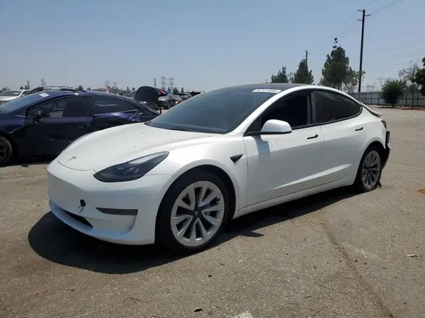5YJ3E1EA9PF426030 2023 TESLA MODEL 3 - Image 1