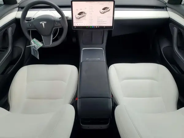 5YJ3E1EA9PF428697 2023 TESLA MODEL 3 - Image 8