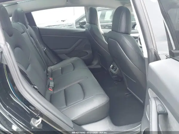 5YJ3E1EA9PF431339 2023 TESLA MODEL 3 - Image 8
