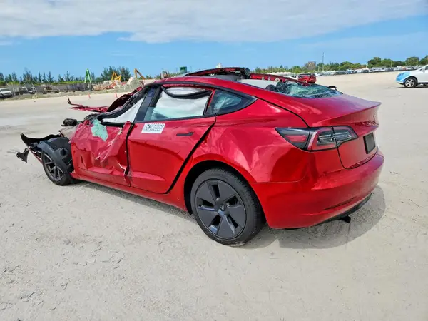 5YJ3E1EA9PF433754 2023 TESLA MODEL 3 - Image 2