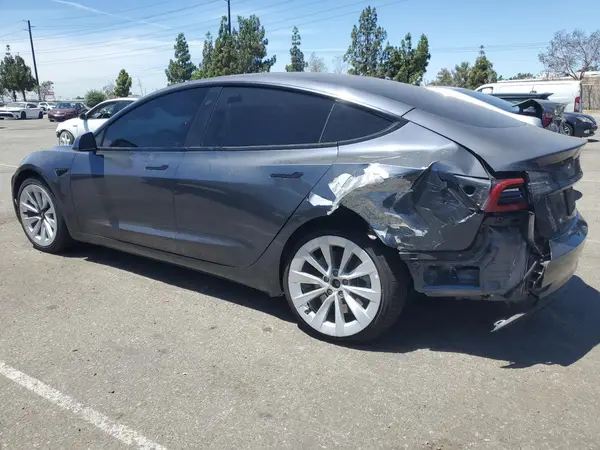 5YJ3E1EA9PF435763 2023 TESLA MODEL 3 - Image 2