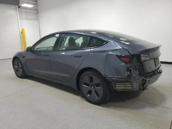 5YJ3E1EA9PF447038 2023 TESLA MODEL 3 - Image 2