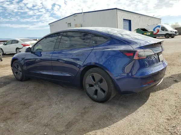 5YJ3E1EA9PF447329 2023 TESLA MODEL 3 - Image 2