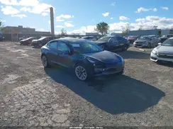 5YJ3E1EA9PF447489 2023 TESLA MODEL 3