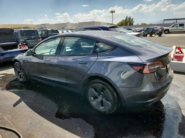 5YJ3E1EA9PF449548 2023 TESLA MODEL 3 - Image 2
