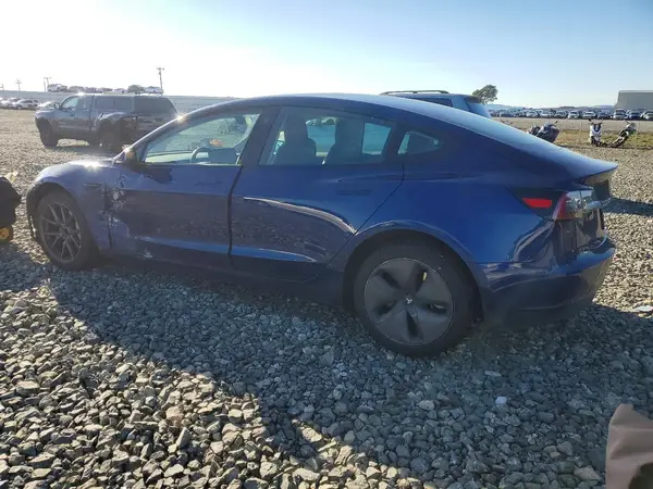 5YJ3E1EA9PF451042 2023 TESLA MODEL 3 - Image 2
