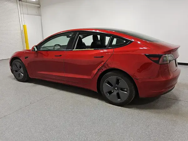 5YJ3E1EA9PF453387 2023 TESLA MODEL 3 - Image 2