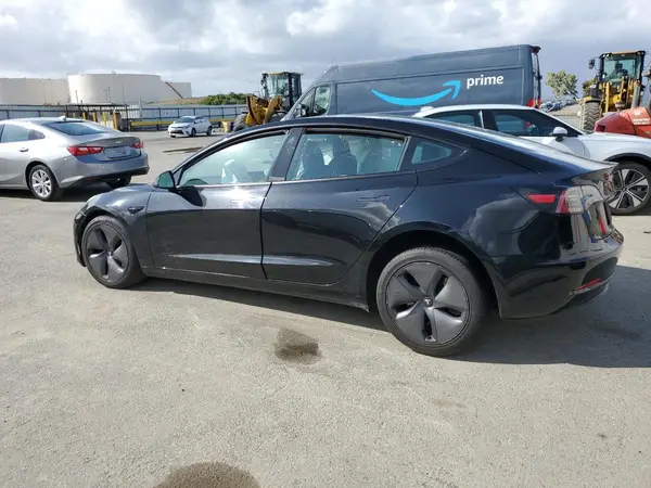 5YJ3E1EA9PF458119 2023 TESLA MODEL 3 - Image 2