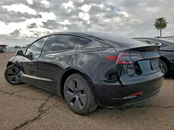 5YJ3E1EA9PF459223 2023 TESLA MODEL 3 - Image 2