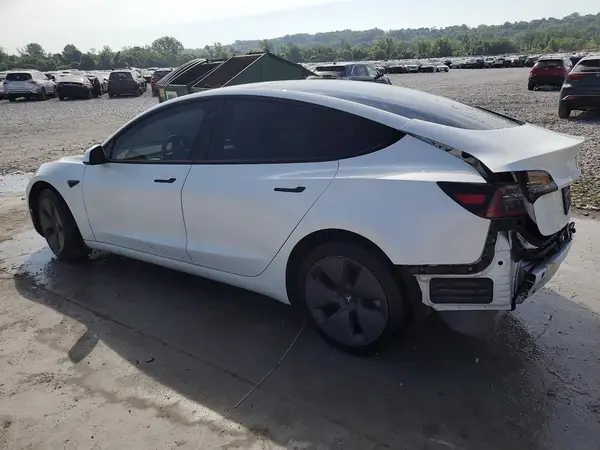 5YJ3E1EA9PF466141 2023 TESLA MODEL 3 - Image 2