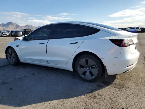 5YJ3E1EA9PF466320 2023 TESLA MODEL 3 - Image 2