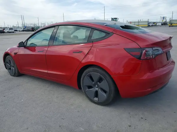 5YJ3E1EA9PF466561 2023 TESLA MODEL 3 - Image 2