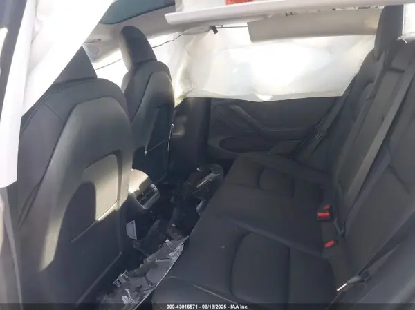 5YJ3E1EA9PF468200 2023 TESLA MODEL 3 - Image 8