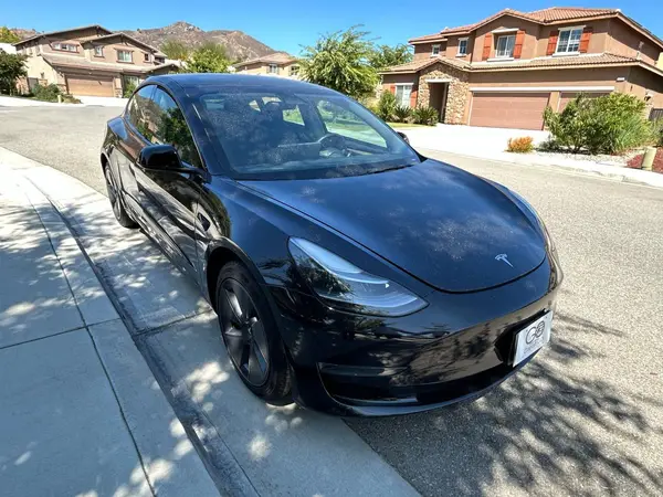 5YJ3E1EA9PF468858 2023 TESLA MODEL 3