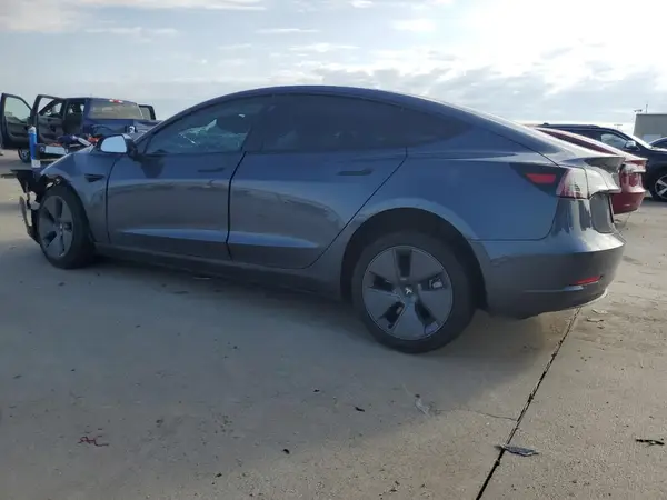 5YJ3E1EA9PF470822 2023 TESLA MODEL 3 - Image 2