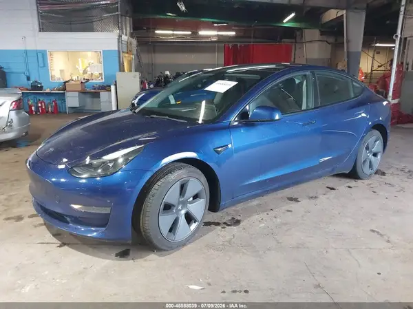 5YJ3E1EA9PF475194 2023 TESLA MODEL 3 - Image 2