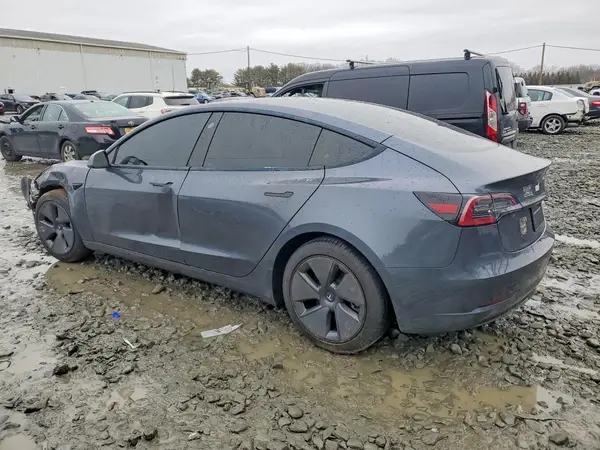 5YJ3E1EA9PF483649 2023 TESLA MODEL 3 - Image 2