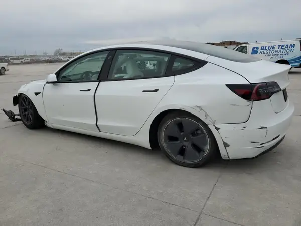 5YJ3E1EA9PF486079 2023 TESLA MODEL 3 - Image 2