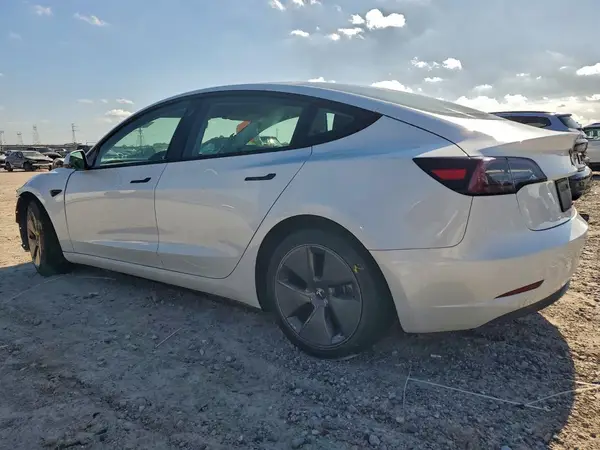 5YJ3E1EA9PF486194 2023 TESLA MODEL 3 - Image 2