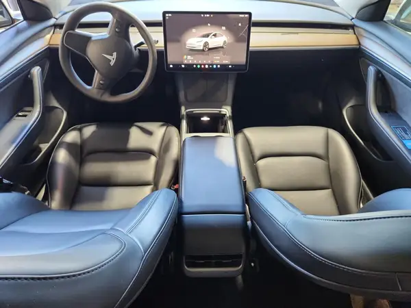 5YJ3E1EA9PF490195 2023 TESLA MODEL 3 - Image 8