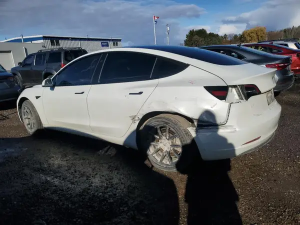 5YJ3E1EA9PF491136 2023 TESLA MODEL 3 - Image 2