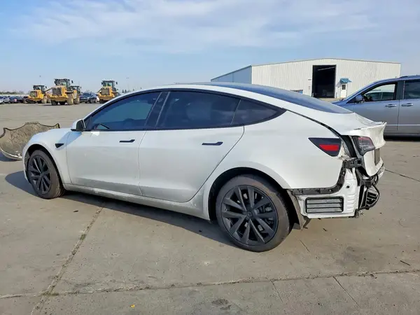 5YJ3E1EA9PF495042 2023 TESLA MODEL 3 - Image 2
