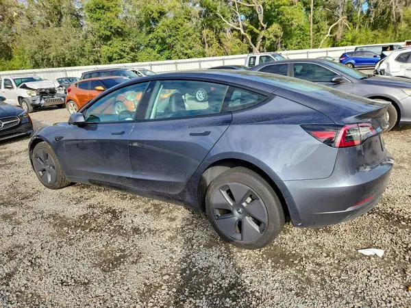5YJ3E1EA9PF499026 2023 TESLA MODEL 3 - Image 2