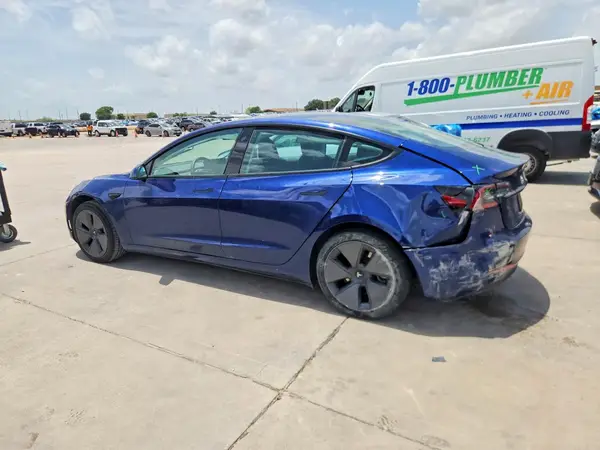 5YJ3E1EA9PF505570 2023 TESLA MODEL 3 - Image 2