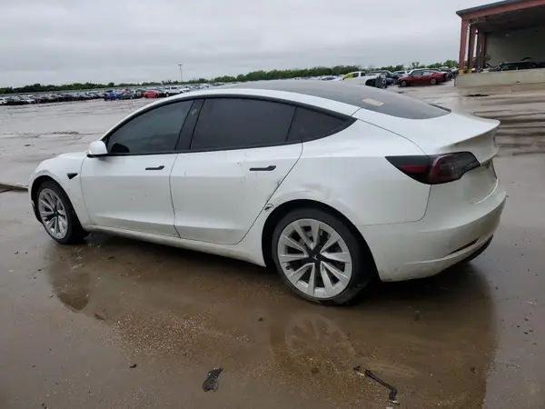 5YJ3E1EA9PF510588 2023 TESLA MODEL 3 - Image 2