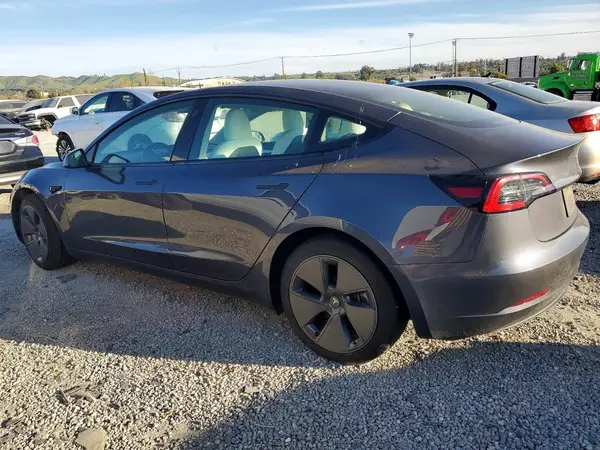 5YJ3E1EA9PF511501 2023 TESLA MODEL 3 - Image 2