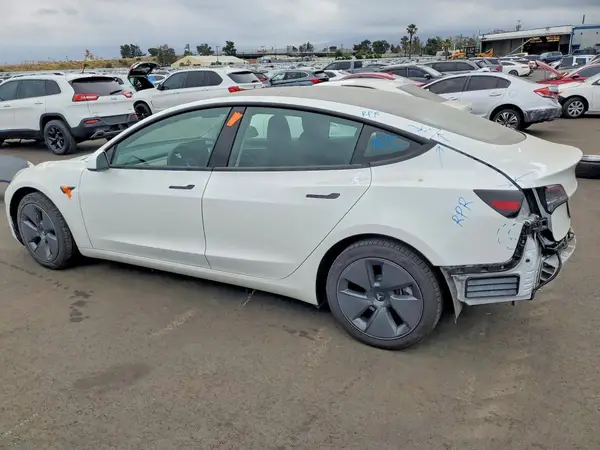 5YJ3E1EA9PF512826 2023 TESLA MODEL 3 - Image 2