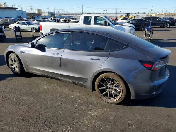 5YJ3E1EA9PF516262 2023 TESLA MODEL 3 - Image 2