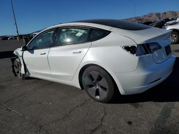 5YJ3E1EA9PF543347 2023 TESLA MODEL 3 - Image 2