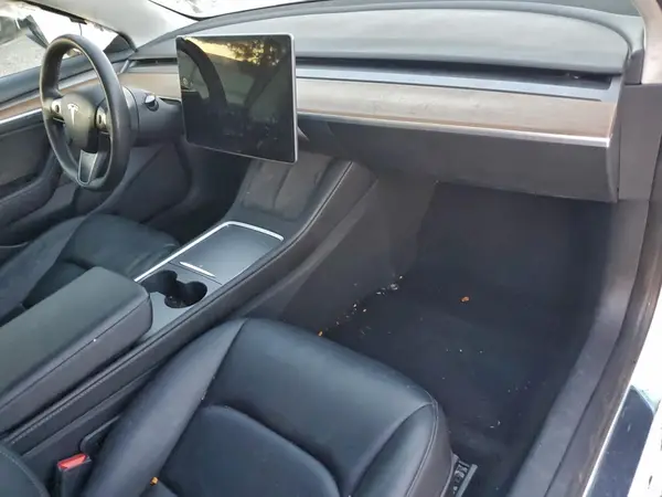 5YJ3E1EA9PF545292 2023 TESLA MODEL 3 - Image 8