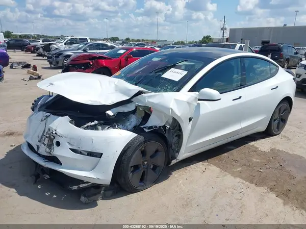 5YJ3E1EA9PF545759 2023 TESLA MODEL 3 - Image 2