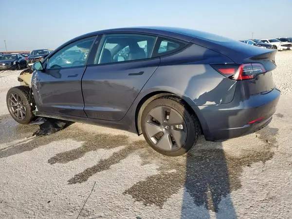 5YJ3E1EA9PF546037 2023 TESLA MODEL 3 - Image 2