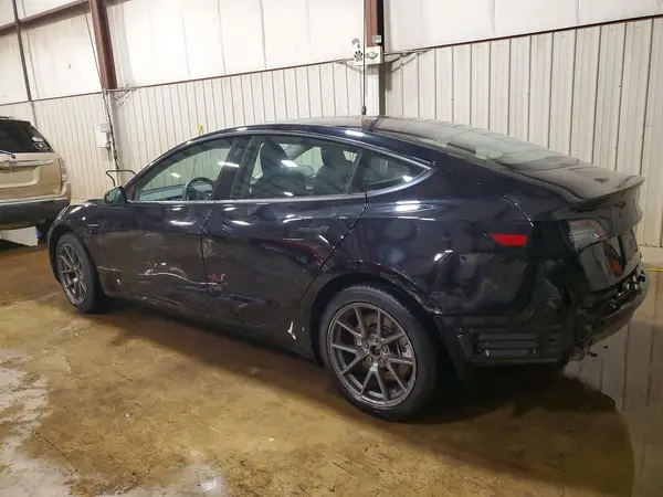 5YJ3E1EA9PF548130 2023 TESLA MODEL 3 - Image 2