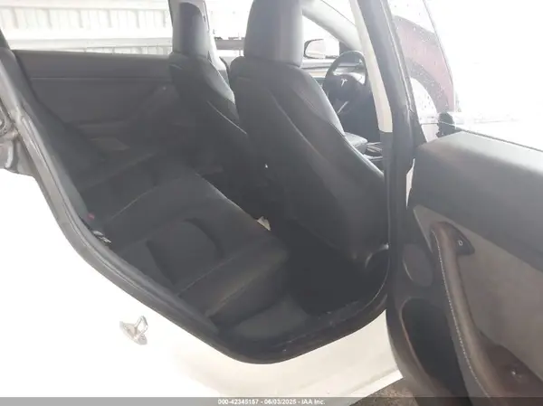 5YJ3E1EA9PF548726 2023 TESLA MODEL 3 - Image 8