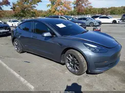 5YJ3E1EA9PF549763 2023 TESLA MODEL 3