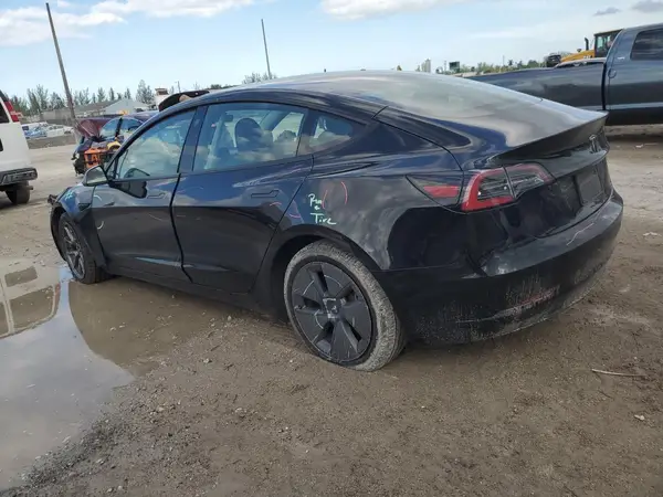 5YJ3E1EA9PF551691 2023 TESLA MODEL 3 - Image 2