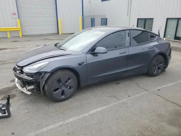 5YJ3E1EA9PF553537 2023 TESLA MODEL 3 - Image 1