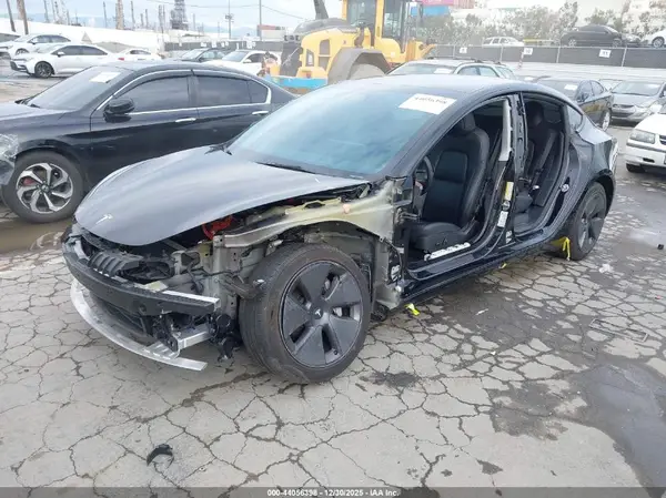 5YJ3E1EA9PF555384 2023 TESLA MODEL 3 - Image 2
