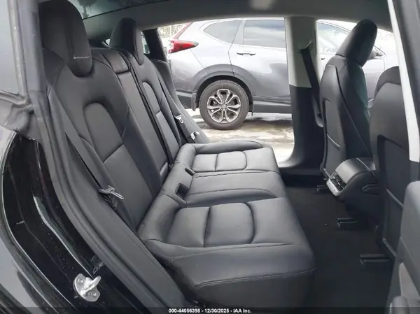 5YJ3E1EA9PF555384 2023 TESLA MODEL 3 - Image 8