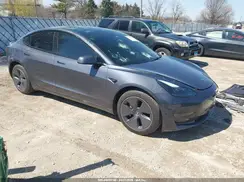 5YJ3E1EA9PF555725 2023 TESLA MODEL 3