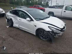 5YJ3E1EA9PF557880 2023 TESLA MODEL 3