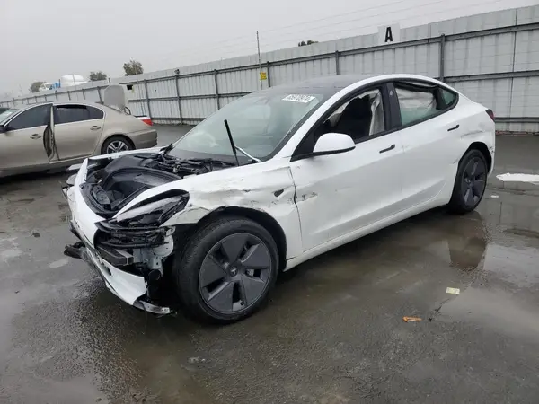 5YJ3E1EA9PF558768 2023 TESLA MODEL 3 - Image 1